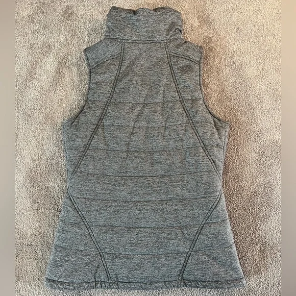 The North Face Women’s Pseudio Vest - Picture 8 of 11